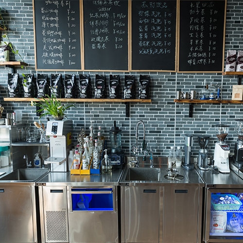 关于片冰机商用制冰机的特色及作用